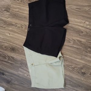 Bundle of a.n.a shorts- 1 Sage green and 1 black size 16